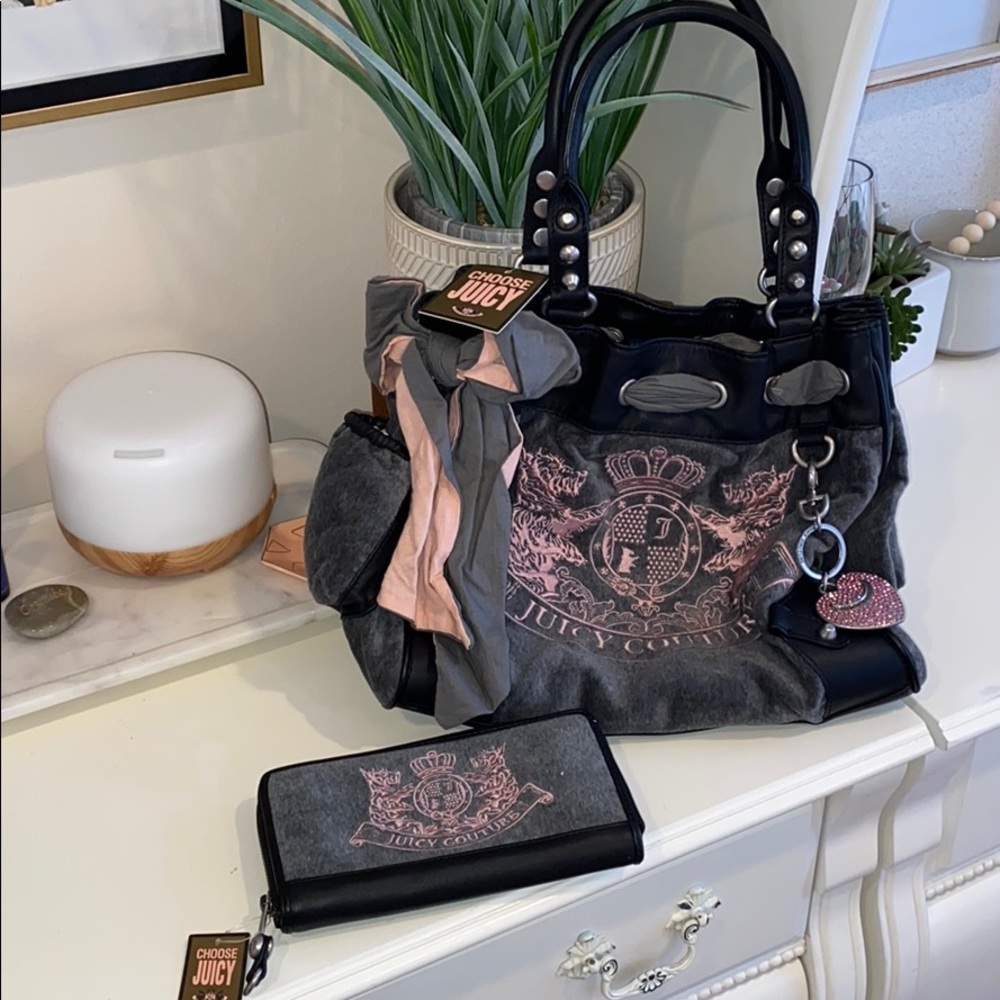 Authentic Velvet Juicy Couture Purse & Wallet